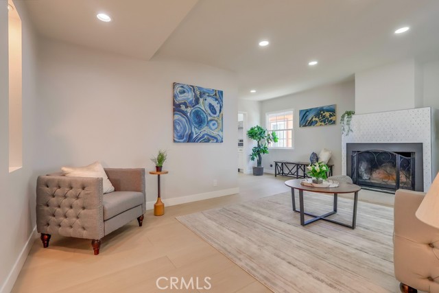 Detail Gallery Image 7 of 28 For 13522 Ardis Ave, Bellflower,  CA 90706 - 3 Beds | 2 Baths