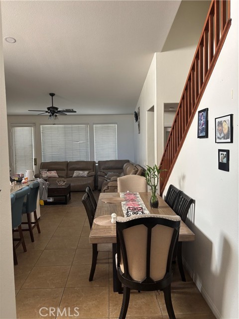 Detail Gallery Image 7 of 65 For 1064 Queen Annes Ln, Beaumont,  CA 92223 - 4 Beds | 2/1 Baths