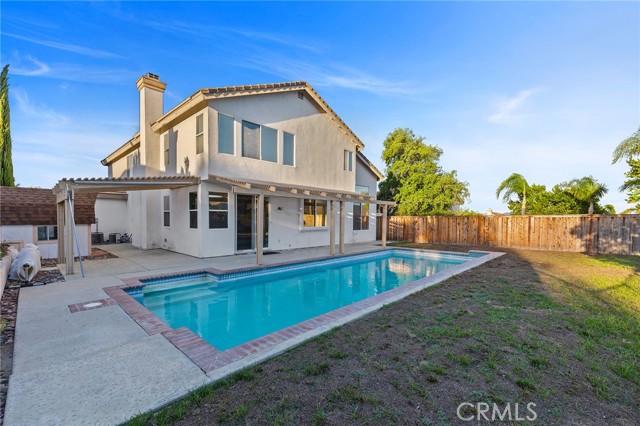 23515 Mountainside Court, Murrieta CA: https://media.crmls.org/medias/394f69be-68f4-4d00-8773-087408a01ed5.jpg