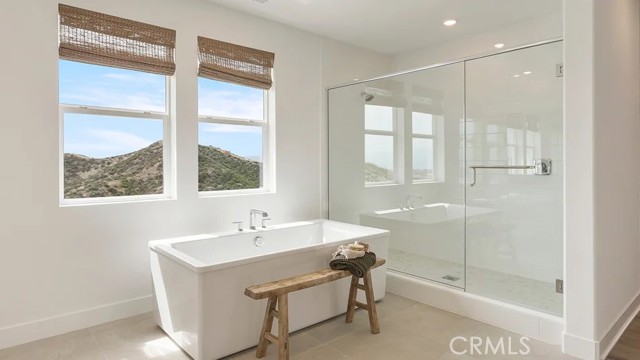 24355 Calle La Roca, Valencia CA: https://media.crmls.org/medias/394f764f-bcb8-4d6a-8b4b-cf52014e5d0a.jpg