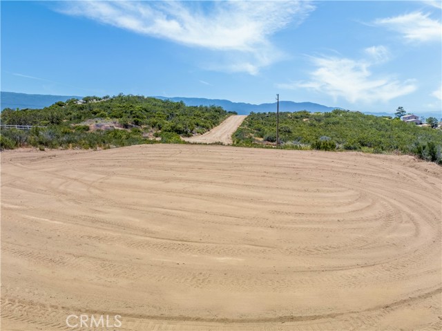 Image 4 of 35 For 712 Rolling Hills Drive