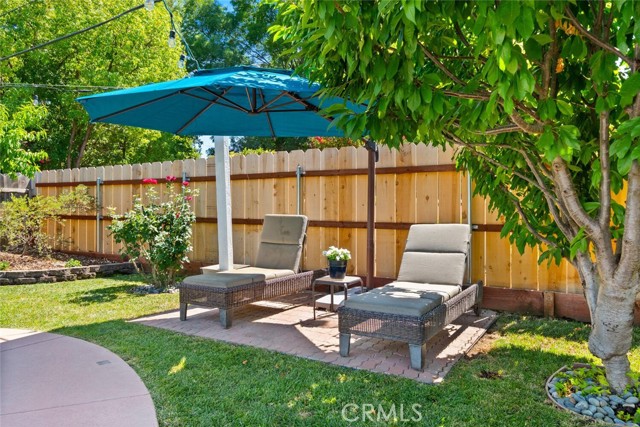 571 Redwood Way, Chico CA: https://media.crmls.org/medias/39500914-75de-4758-b47f-f85b7f4f864e.jpg