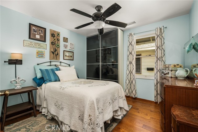273 N Cleveland Street, Orange CA: https://media.crmls.org/medias/39513c50-27c6-456f-b0fb-800567e9898e.jpg