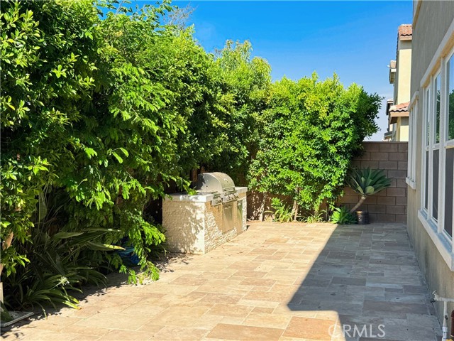 Detail Gallery Image 4 of 10 For 2811 E Agrarian St, Ontario,  CA 91762 - 5 Beds | 4 Baths