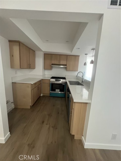 8847 Willis, 32 photo 5