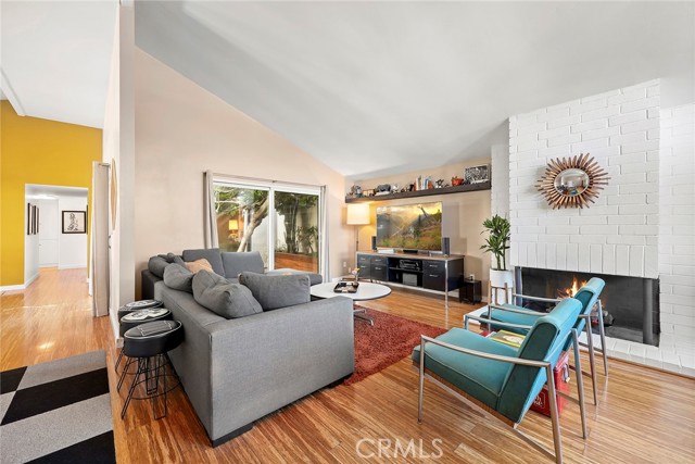 Detail Gallery Image 8 of 35 For 3318 Wyoming Cir, Costa Mesa,  CA 92626 - 3 Beds | 2 Baths