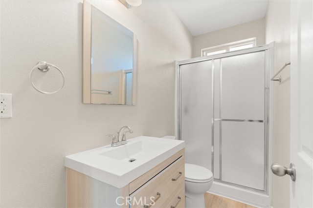 Detail Gallery Image 5 of 9 For 2907 E Sawyer St #1/2,  Long Beach,  CA 90805 - 2 Beds | 1 Baths