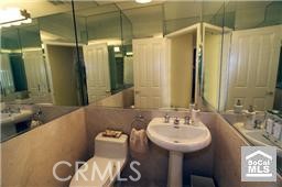 https://media.crmls.org/medias/39527b0e-07b7-49ff-819b-99d80357e4cd.jpg?preset=X-Large