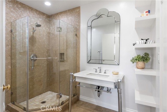 Detail Gallery Image 27 of 44 For 301 Yarmouth, Palos Verdes Estates,  CA 90274 - 4 Beds | 2 Baths