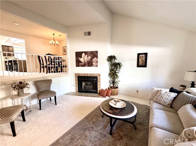 Detail Gallery Image 2 of 29 For 45 Alice St #F,  Arcadia,  CA 91006 - 2 Beds | 2/1 Baths