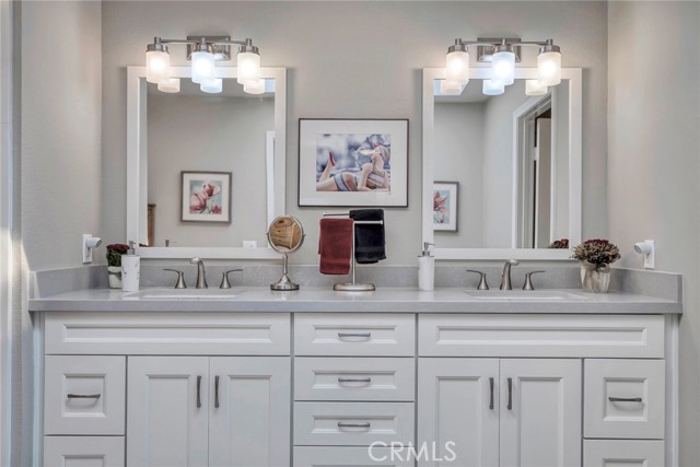 Image 21 of 36 For 5891 Via Santana