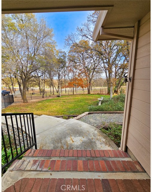 19035 Bonita Road, Red Bluff CA: https://media.crmls.org/medias/39541025-9830-4d9f-8d19-a6fc9fd82e5e.jpg