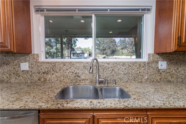 Detail Gallery Image 15 of 42 For 16338 Arena Dr, Ramona,  CA 92065 - 3 Beds | 2 Baths
