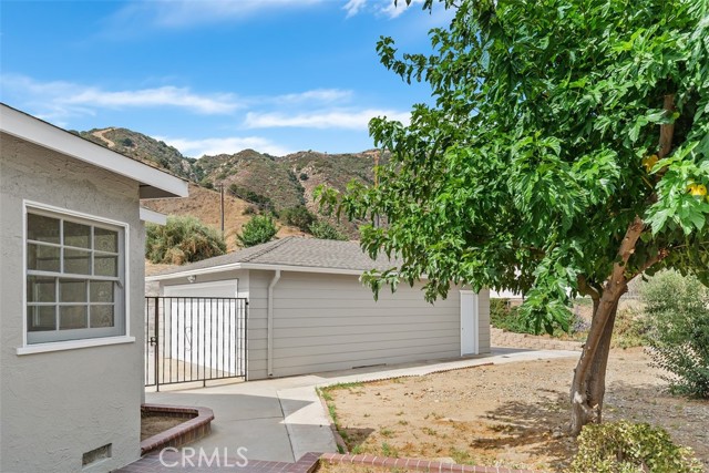33325 Fairview Street, Lake Elsinore CA: https://media.crmls.org/medias/3955a4e2-d6d2-4f11-936c-bd477abab582.jpg