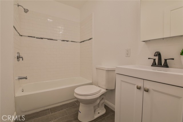 Detail Gallery Image 23 of 41 For 1814 W 68th St, Los Angeles,  CA 90047 - 3 Beds | 2 Baths