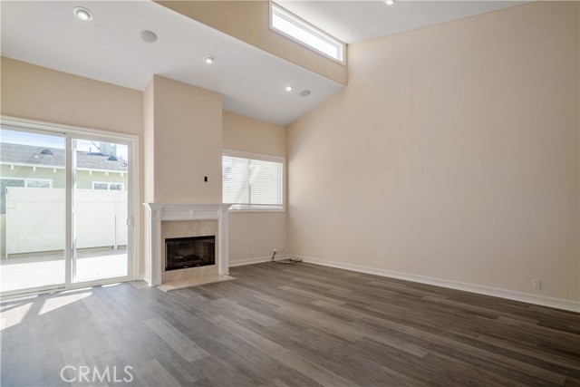 Detail Gallery Image 8 of 30 For 5562 W 190th St, Torrance,  CA 90503 - 3 Beds | 2/1 Baths