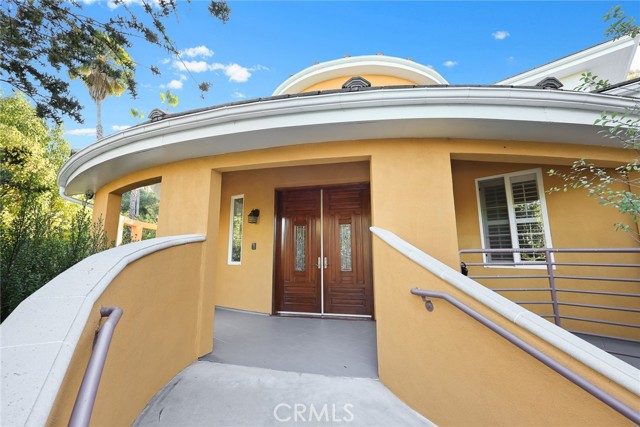 838 Braewood Court, South Pasadena CA: https://media.crmls.org/medias/395634c0-ae2e-4d24-9040-7239ec3b5f43.jpg