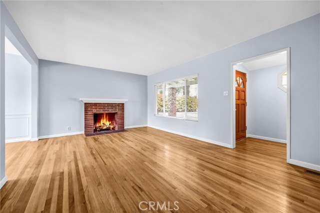 Detail Gallery Image 4 of 25 For 3338 Paraiso Way, La Crescenta,  CA 91214 - 3 Beds | 1 Baths