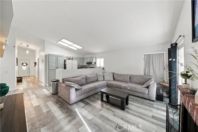 14743 Wakefield Dr, Adelanto, CA 92301 photo 6