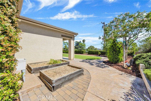538 Francesca Lane, Glendora CA: https://media.crmls.org/medias/39589a58-2ef5-47cd-ac38-b88a626cd544.jpg