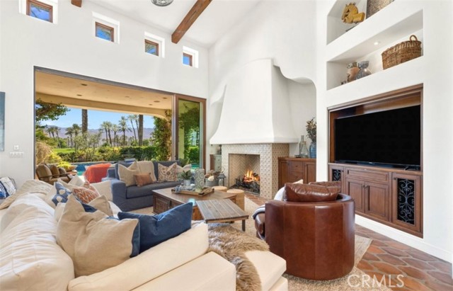 Detail Gallery Image 11 of 49 For 56145 Village Dr, La Quinta,  CA 92253 - 3 Beds | 3/1 Baths