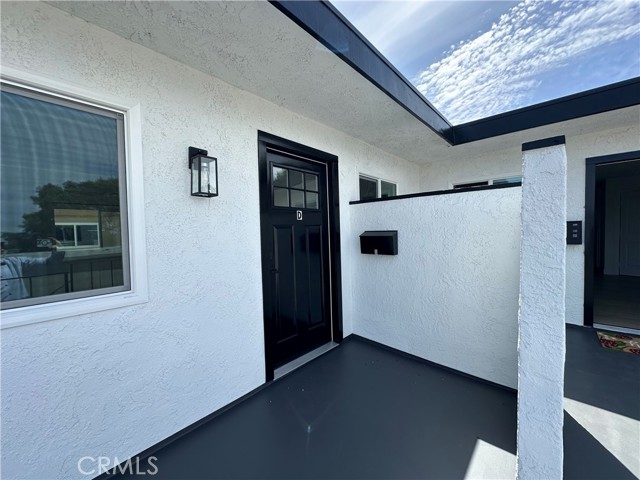 17372 Dairyview Circle, Huntington Beach CA: https://media.crmls.org/medias/3958ea9c-2caa-4491-b062-e1df4c134a7b.jpg