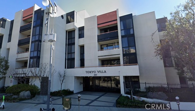 222 S Central, Los Angeles CA: https://media.crmls.org/medias/395a2bc0-3f84-4cfe-845a-e22b971620f0.jpg