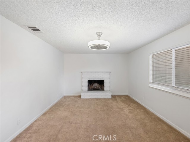 Detail Gallery Image 12 of 33 For 9246 Timberlane Ave, Hesperia,  CA 92345 - 3 Beds | 2 Baths