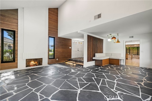 22526 Napa St, West Hills CA: https://media.crmls.org/medias/395b39a8-a156-4d13-ae70-53a40ef59bc8.jpg