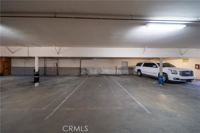 Detail Gallery Image 24 of 40 For 7437 Haskell Ave, Van Nuys,  CA 91406 - – Beds | – Baths