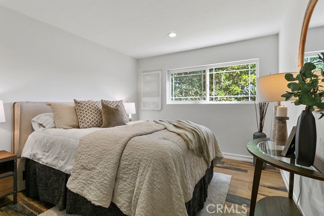 1101 Kenwood Place, Fullerton CA: https://media.crmls.org/medias/395c8c82-41f2-43e5-85dc-860107122811.jpg