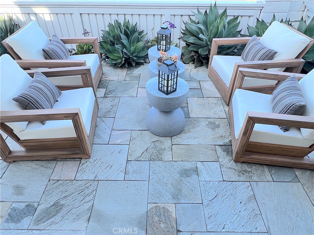 MLS #OC25259682 image #18