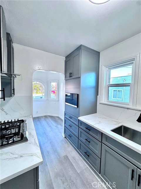 Detail Gallery Image 11 of 24 For 208 Sunset Ave, San Gabriel,  CA 91776 - 3 Beds | 2 Baths