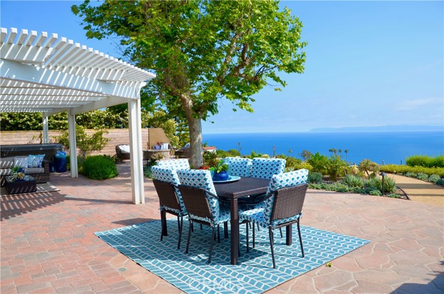 Absolutely lovely outside entertaining space with full catalina views!