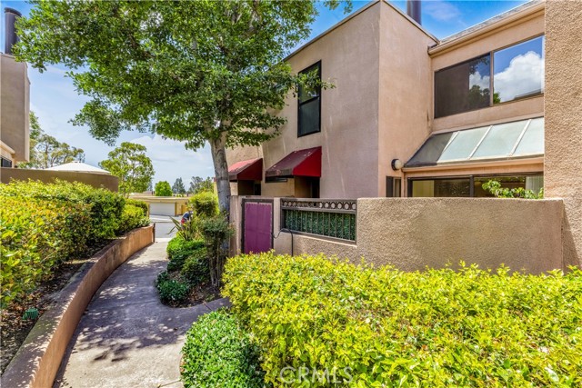 25761 Le Parc Unit: 72