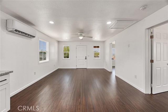 Detail Gallery Image 9 of 40 For 303 F St, Taft,  CA 93268 - – Beds | – Baths