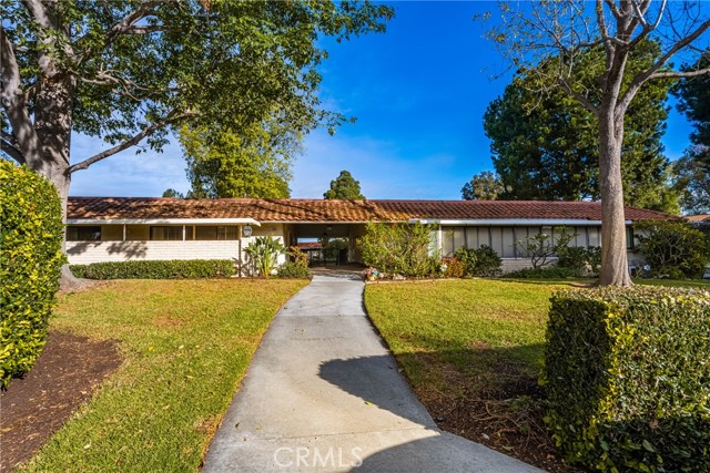 Detail Gallery Image 2 of 47 For 3145 via Vista #B,  Laguna Woods,  CA 92637 - 2 Beds | 2 Baths