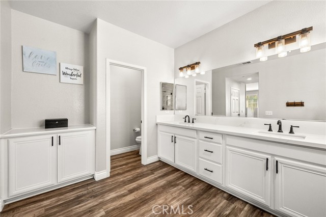 Detail Gallery Image 25 of 29 For 19791 Paso Robles Dr, Riverside,  CA 92508 - 4 Beds | 3 Baths