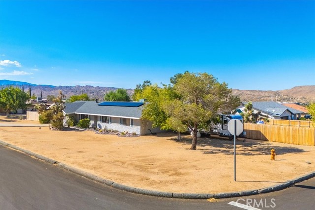 Detail Gallery Image 49 of 57 For 58943 Natoma Trl, Yucca Valley,  CA 92284 - 4 Beds | 2 Baths