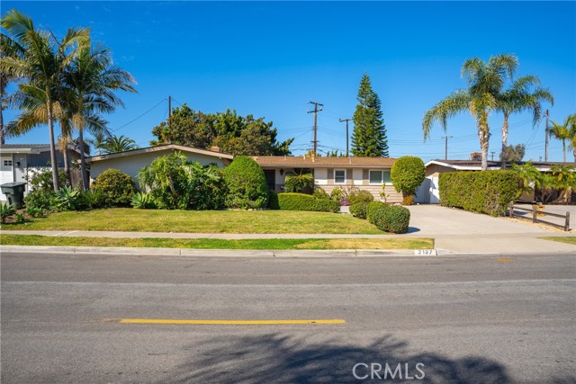 Detail Gallery Image 1 of 1 For 3107 Gibraltar Ave, Costa Mesa,  CA 92626 - 4 Beds | 2 Baths
