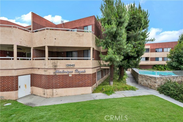 Detail Gallery Image 2 of 22 For 12640 Euclid St #202,  Garden Grove,  CA 92840 - 3 Beds | 2 Baths