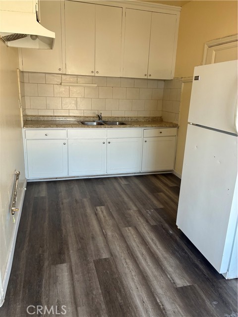 Detail Gallery Image 5 of 5 For 928 W 78th, Los Angeles,  CA 90044 - 1 Beds | 1 Baths