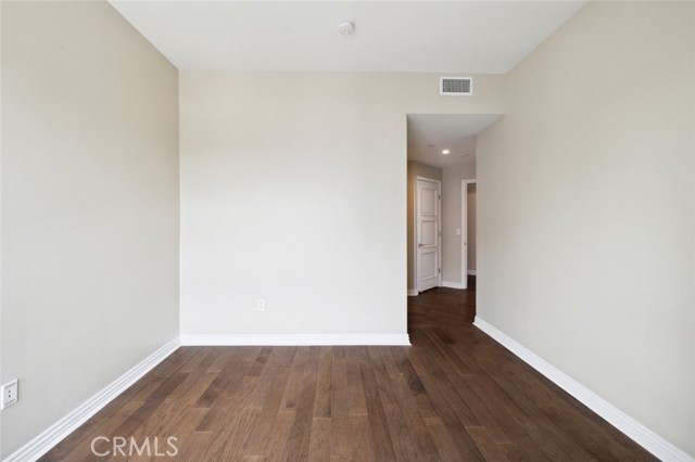 Detail Gallery Image 37 of 71 For 619 Caruso Ave, Glendale,  CA 91210 - 2 Beds | 3 Baths