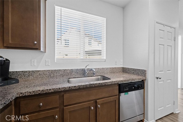 Detail Gallery Image 13 of 67 For 29161 Tarragon, Lake Elsinore,  CA 92530 - 4 Beds | 3 Baths