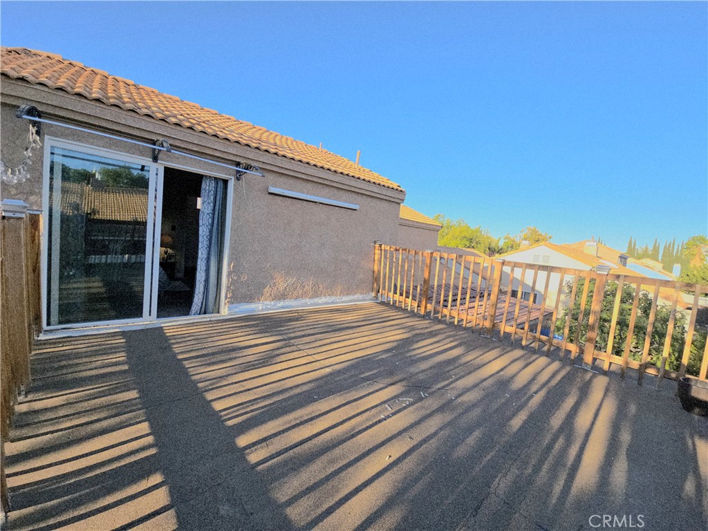 https://media.crmls.org/medias/39648afd-504b-4278-bd24-f0e839ae75c9.jpg?preset=X-Large