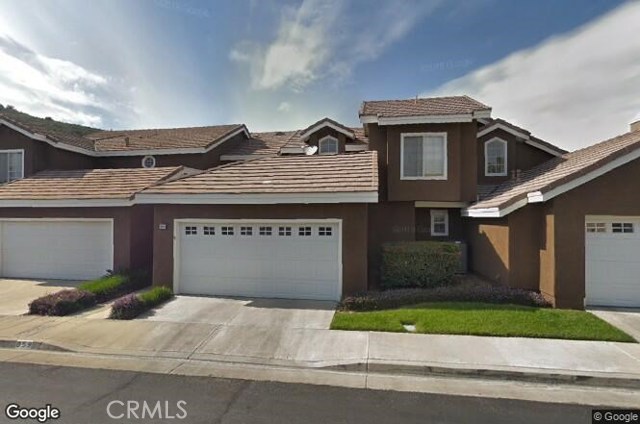 859 S Sapphire Ln, Anaheim Hills, CA 92807