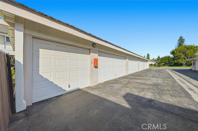 Detail Gallery Image 25 of 29 For 23005 Nadine Cir #B,  Torrance,  CA 90505 - 2 Beds | 1/1 Baths