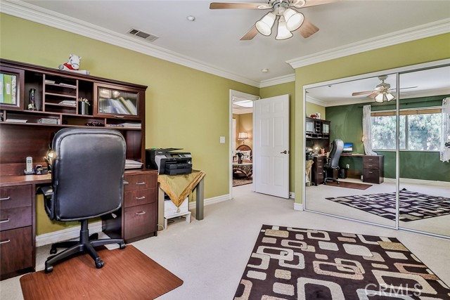 Detail Gallery Image 38 of 61 For 13910 Mountain View Pl, Sylmar,  CA 91342 - 5 Beds | 3 Baths