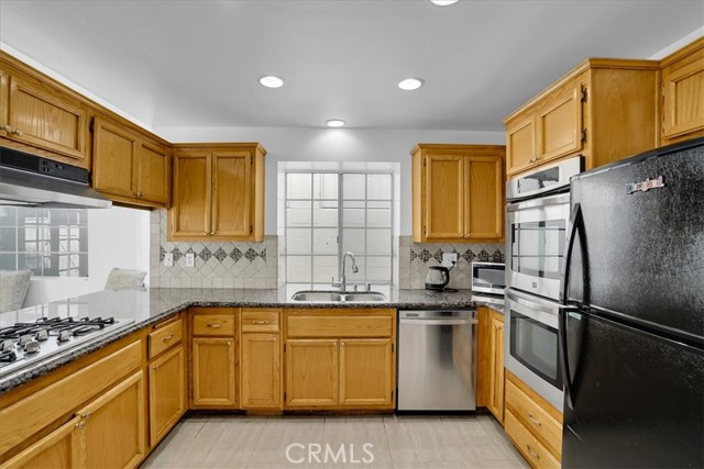 1913 Farrell Avenue, Redondo Beach, California 90278, 4 Bedrooms Bedrooms, ,3 BathroomsBathrooms,Residential,Sold,Farrell,SB23173425