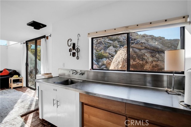 Detail Gallery Image 17 of 65 For 66126 Base Line Rd, Joshua Tree,  CA 92252 - 0 Beds | 1 Baths